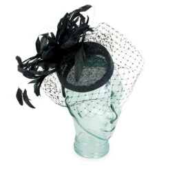 Victoria - Emma B By Giovannio