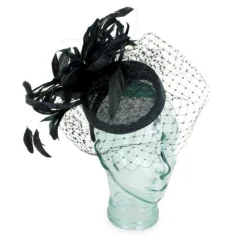 Victoria - Emma B By Giovannio